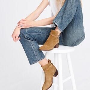 NWOT Rag & Bone Walker Buckle Golden Brown Chelsea Block Heel Boots.